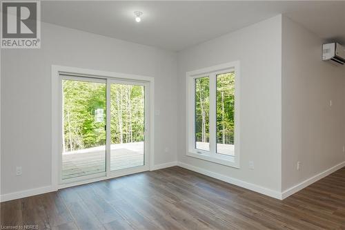 24 Aspen Lane, Powassan, ON - Indoor Photo Showing Other Room