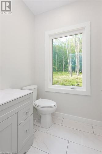 24 Aspen Lane, Powassan, ON - Indoor Photo Showing Bathroom