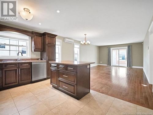 10 Thornhill Crescent, Moncton, NB - Indoor Photo Showing Kitchen