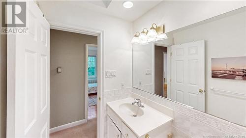 29 Holiday Drive, Rothesay, NB - Indoor Photo Showing Bathroom