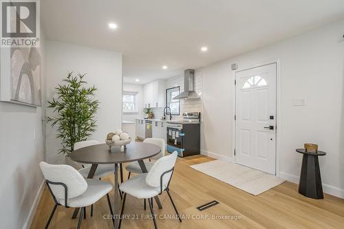 165 Fairhaven Circle, London, ON - Indoor Photo Showing Dining Room