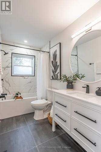 165 Fairhaven Circle, London, ON - Indoor Photo Showing Bathroom