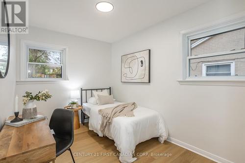 165 Fairhaven Circle, London, ON - Indoor Photo Showing Bedroom