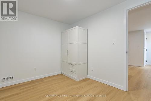 165 Fairhaven Circle, London, ON - Indoor Photo Showing Other Room