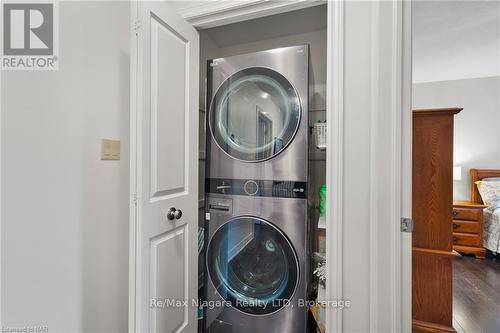 62 Postma Drive, Haldimand (Dunnville), ON - Indoor Photo Showing Laundry Room