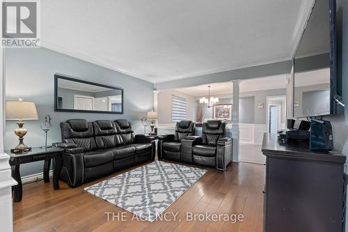 55 Northridge Drive, West Lincoln (057 - Smithville), ON - Indoor Photo Showing Living Room