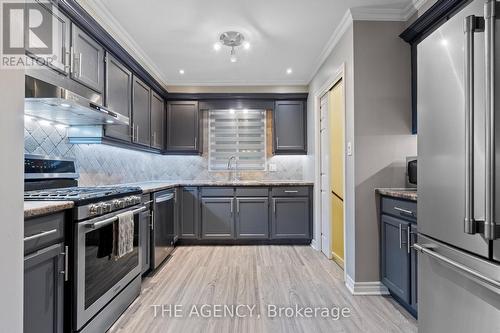 55 Northridge Drive, West Lincoln (057 - Smithville), ON - Indoor Photo Showing Kitchen With Upgraded Kitchen