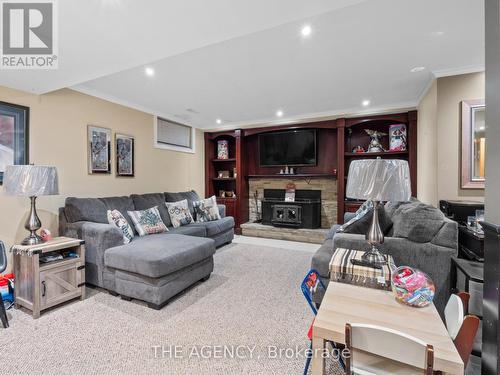 55 Northridge Drive, West Lincoln (057 - Smithville), ON - Indoor Photo Showing Living Room With Fireplace