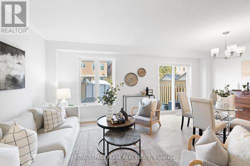 39 Eastport Drive, Toronto (Centennial Scarborough), ON - Indoor Photo Showing Living Room