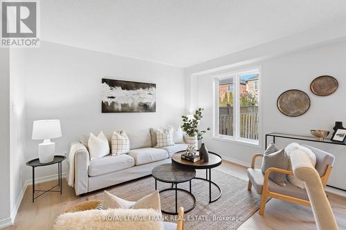 39 Eastport Drive, Toronto (Centennial Scarborough), ON - Indoor Photo Showing Living Room