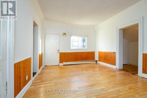 56 South John Street, Belleville, ON - Indoor Photo Showing Other Room