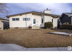 11224 136 AV NW  Edmonton, AB T5E 1X1