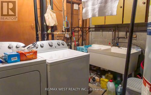 86 Blossom Crescent, Toronto, ON - Indoor Photo Showing Laundry Room