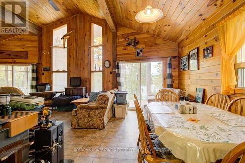 1340 Cannon Trail, North Frontenac (Frontenac North), ON - Indoor Photo Showing Dining Room