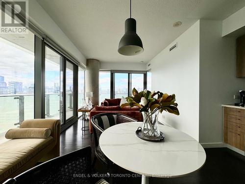 2202 - 390 Cherry Street, Toronto, ON - Indoor Photo Showing Dining Room