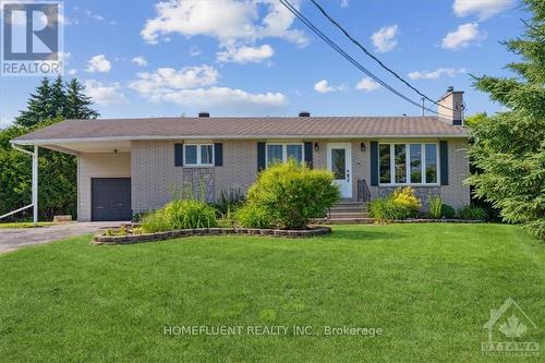 947 Lacroix Road, Clarence-Rockland, ON - Outdoor With Facade