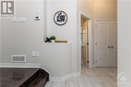 318 Cosanti Drive, Stittsville, ON - Indoor Photo Showing Other Room