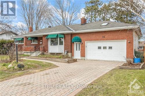 B - 32 Roundhay Drive, Ottawa, ON - Outdoor