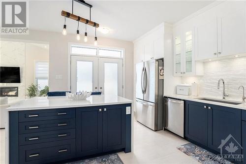 2080 Elevation Road, Ottawa, ON - Indoor Photo Showing Kitchen With Upgraded Kitchen