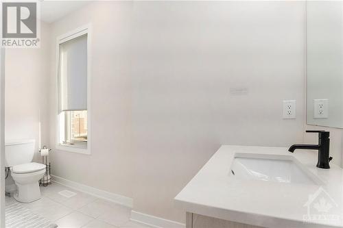 2080 Elevation Road, Ottawa, ON - Indoor Photo Showing Bathroom