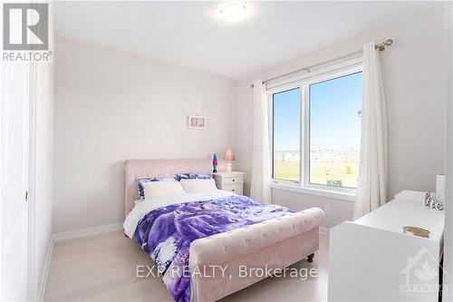 2080 Elevation Road, Ottawa, ON - Indoor Photo Showing Bedroom