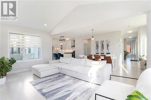 2080 Elevation Road, Ottawa, ON - Indoor Photo Showing Living Room