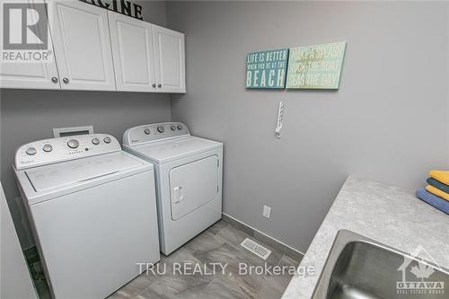 432 Gerry Lalonde Drive, Ottawa, ON - Indoor Photo Showing Laundry Room