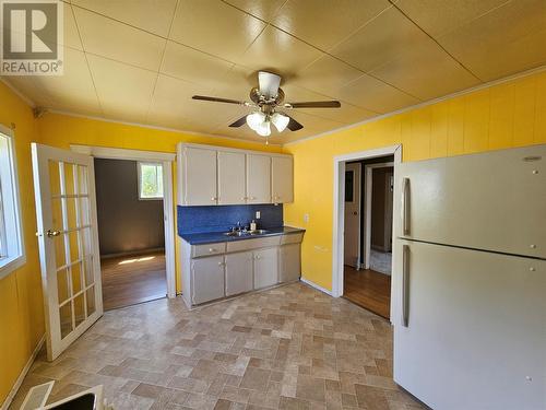 27 Hillside Road, Corner Brook, NL - Indoor Photo Showing Kitchen With Double Sink