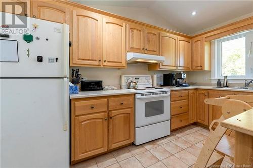 28 Hazelton, Quispamsis, NB - Indoor Photo Showing Kitchen