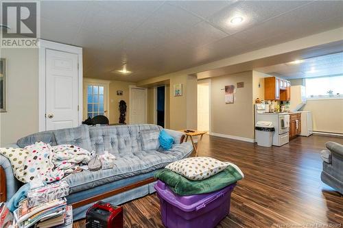 28 Hazelton, Quispamsis, NB - Indoor Photo Showing Living Room