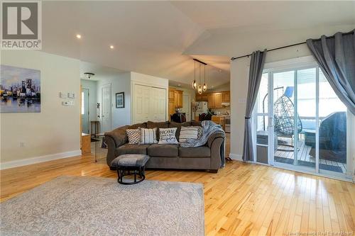 28 Hazelton, Quispamsis, NB - Indoor Photo Showing Living Room