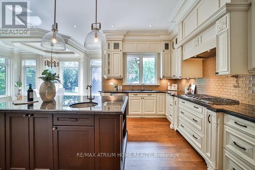 311 Holmes Avenue, Toronto, ON - Indoor Photo Showing Kitchen With Upgraded Kitchen