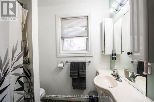 2340 11 S, Oro-Medonte, ON - Indoor Photo Showing Bathroom