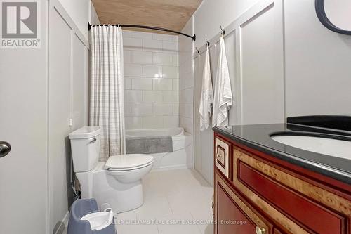 90 Golden Pond Drive, South Bruce Peninsula, ON - Indoor Photo Showing Bathroom