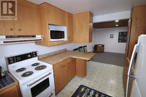 98 High Street, Deer Lake, NL - Indoor Photo Showing Kitchen