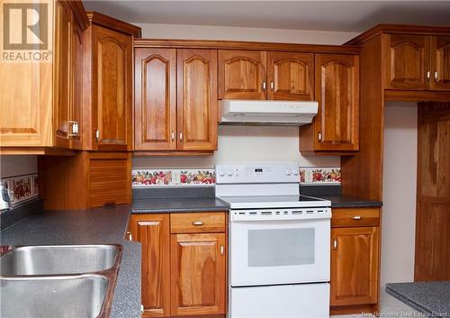 185 Water Street, Woodstock, NB - Indoor Photo Showing Kitchen With Double Sink