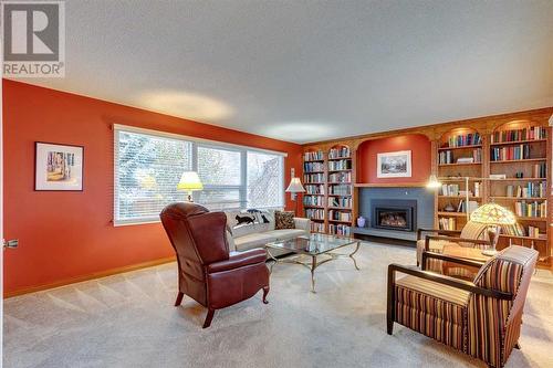 Plenty of Natural Light - 1036 Cannock Place Sw, Calgary, AB 