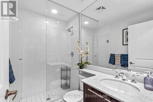 311 - 628 Fleet Street, Toronto (Niagara), ON - Indoor Photo Showing Bathroom