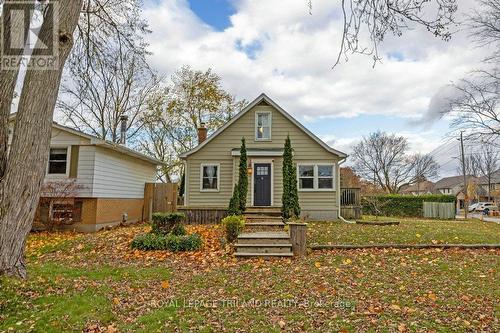 144 Baseline Road W, London, ON - Outdoor With Facade