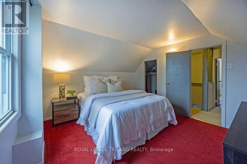 144 Baseline Road W, London, ON - Indoor Photo Showing Bedroom