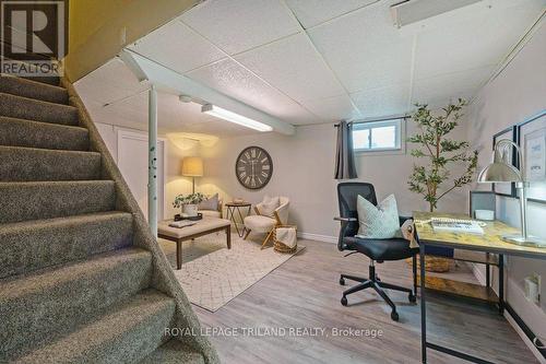 144 Baseline Road W, London, ON - Indoor Photo Showing Other Room