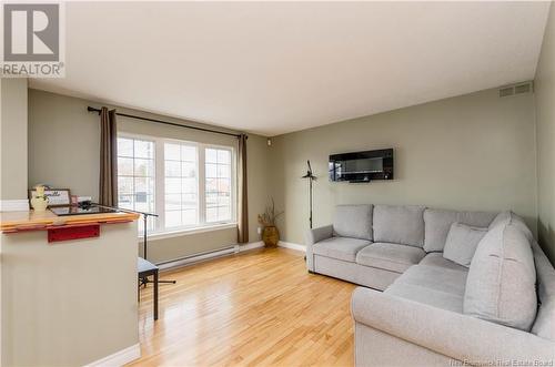 5 Acton Court, Moncton, NB - Indoor Photo Showing Living Room