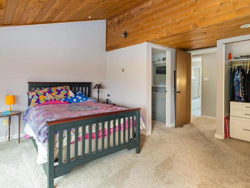 31-5951 Lakes Rd, Duncan, BC - Indoor Photo Showing Bedroom