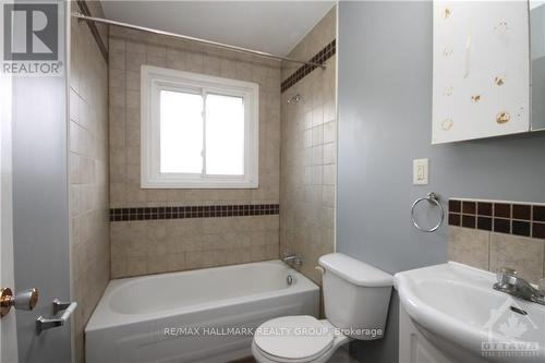 52 Lavinia Street, Lanark, ON - Indoor Photo Showing Bathroom