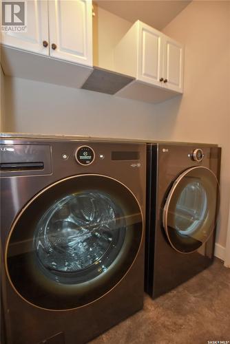 211 Victor Terrace, Dalmeny, SK - Indoor Photo Showing Laundry Room