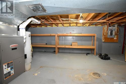 211 Victor Terrace, Dalmeny, SK - Indoor Photo Showing Basement