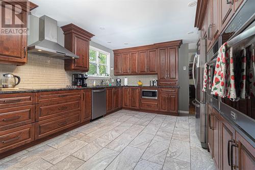 19 Cowan Avenue, St John'S, NL - Indoor Photo Showing Kitchen