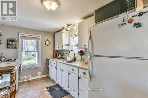 8 George Street, Norfolk (Langton), ON - Indoor Photo Showing Kitchen With Double Sink