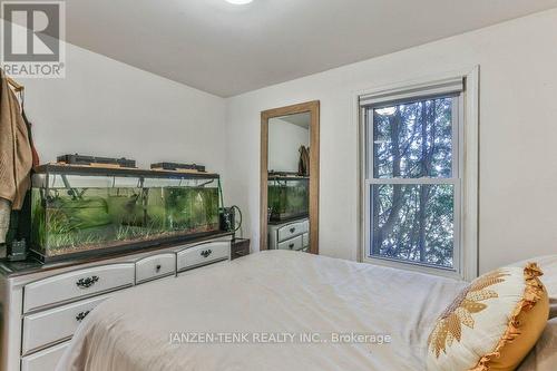 8 George Street, Norfolk (Langton), ON - Indoor Photo Showing Bedroom