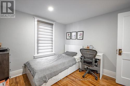 171 Elm Street, Port Colborne (878 - Sugarloaf), ON - Indoor Photo Showing Bedroom